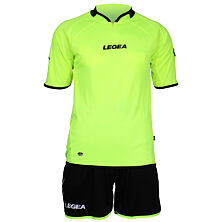 Dresy pre futbalových rozhodcov